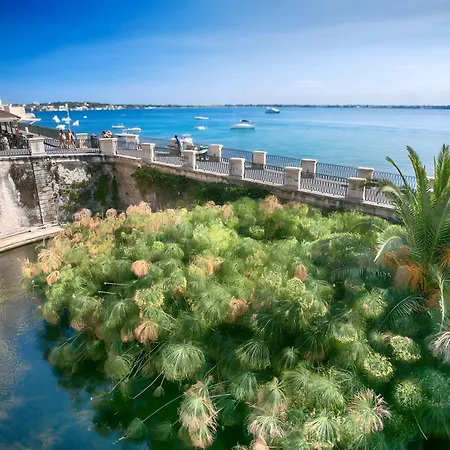 A Naca With Private Terrace Ortigia - Without Kitchen