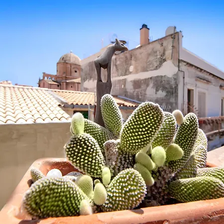 A Naca With Private Terrace Ortigia - Without Kitchen Apartamento *